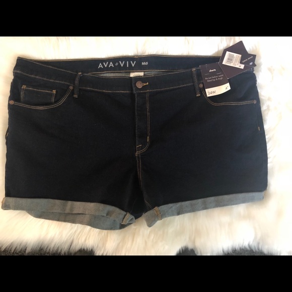 New Ava & Viv | Plus Size Denim Shorts | 24W & 26W - Picture 2 of 6